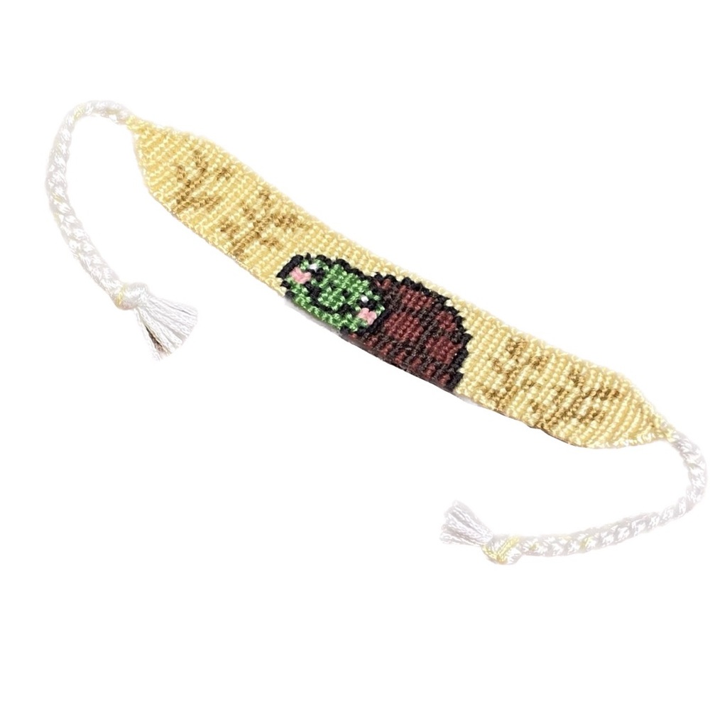Handmade!! Teen run shop Adorable  turtle friendship bracelet 🐢